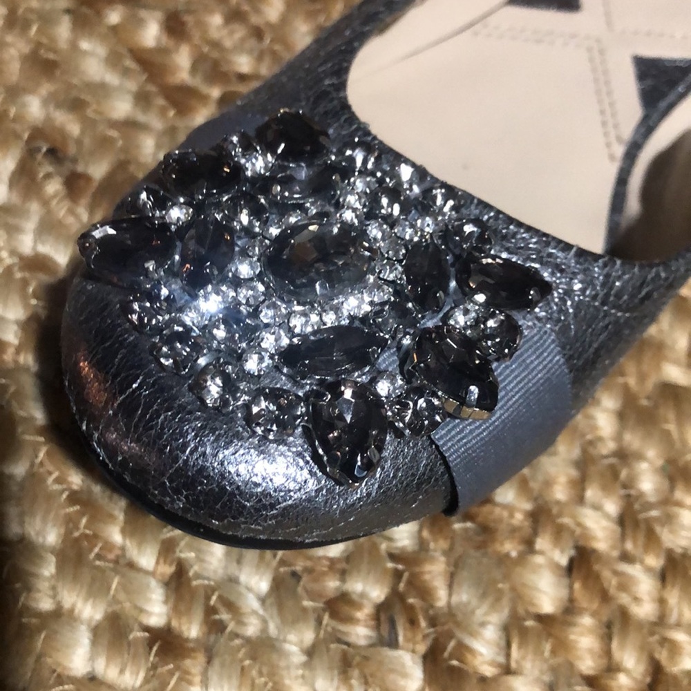 Shoes - Picture 2 of 5